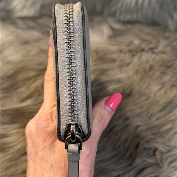 Kate Spade Light Gray Zip Wallet - Picture 8 of 9